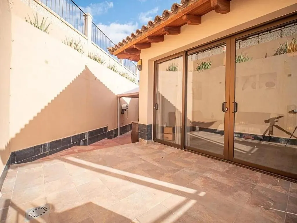 Villa El Tagoro カンデラリア 0*,