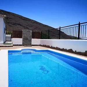  Villa Hadas